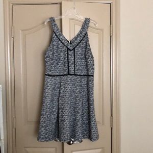 Sleeveless dress
